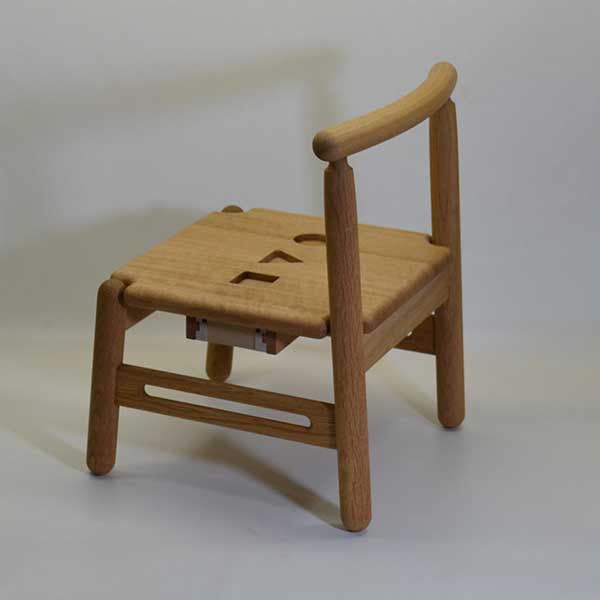 キッズチェアfamiiy 子供椅子