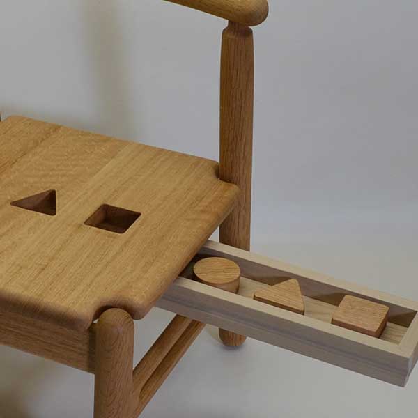 キッズチェアfamiiy 子供椅子