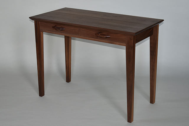 ���s���̋����E�H�[���i�b�g�f�X�N