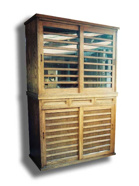 �����\�y