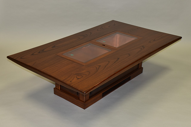 ���̈͘F��