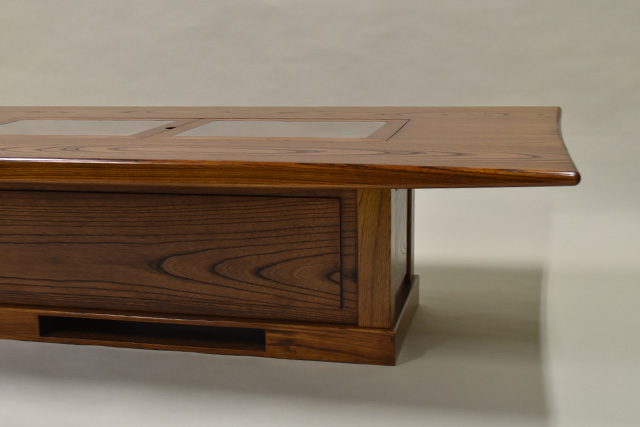 �D��f�U�C���̈͘F��