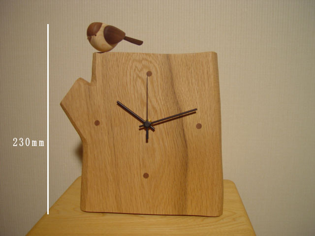 コガラの木製置き時計