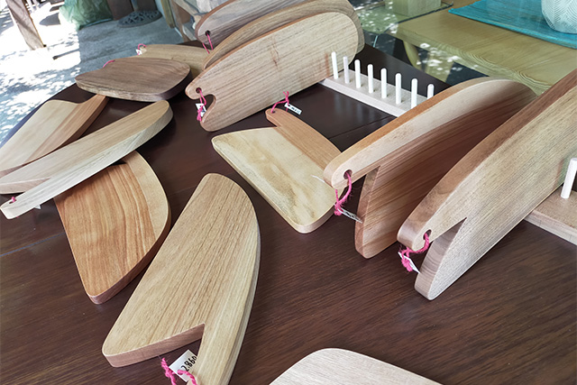 �J�b�e�B���O�{�[�h