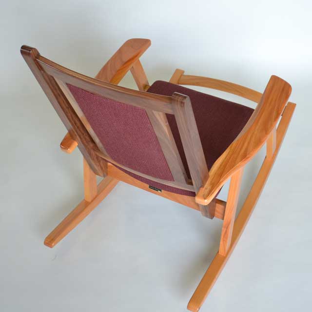 �O�̃��b�L���O�`�F�A�[