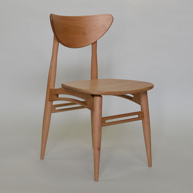 ���g�`�F�A�[