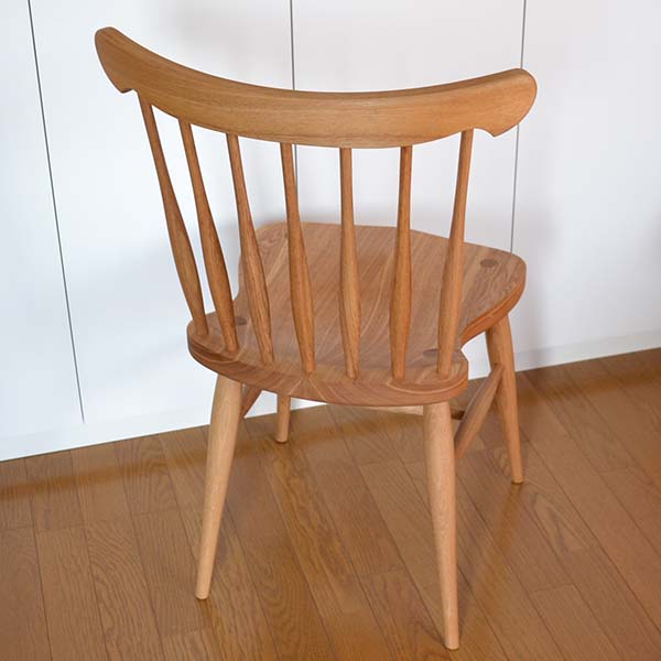 �E�C���U�[�`�F�A�[�l�^