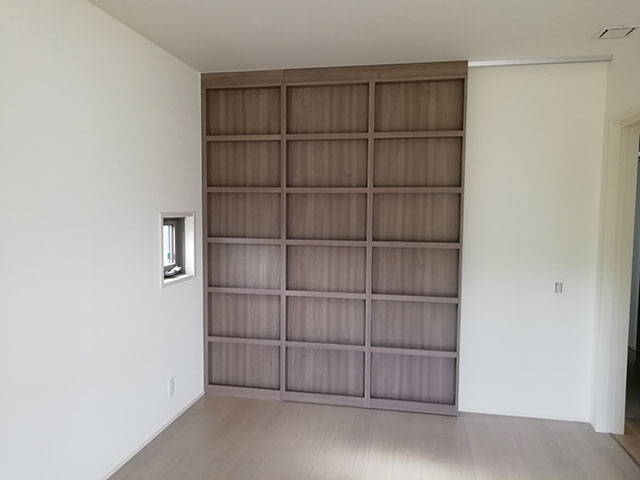 �B�������̔��i���I�j