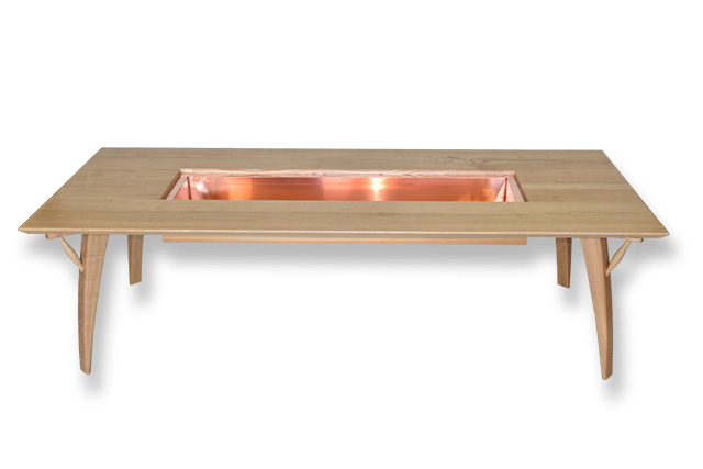 �傫�Ȉ͘F���̃e�[�u��