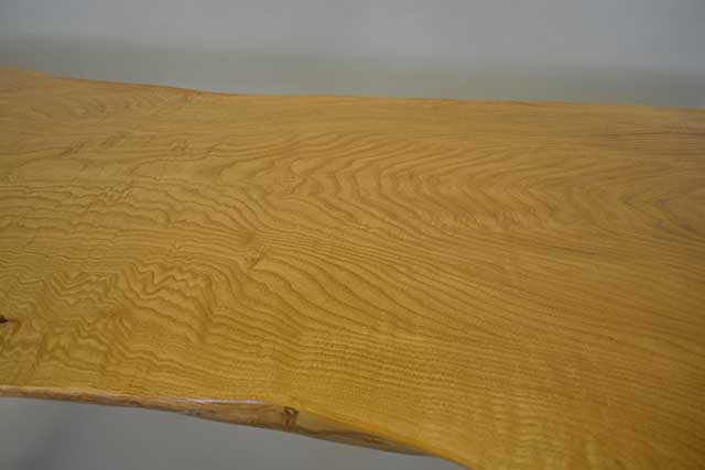 �ꖇ�e�[�u���@�I