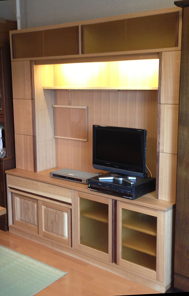 �e���r�{�[�h