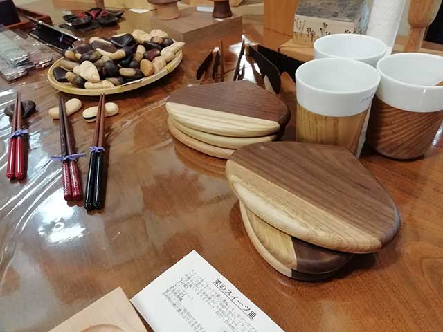 �I�̃X�C�[�c�M